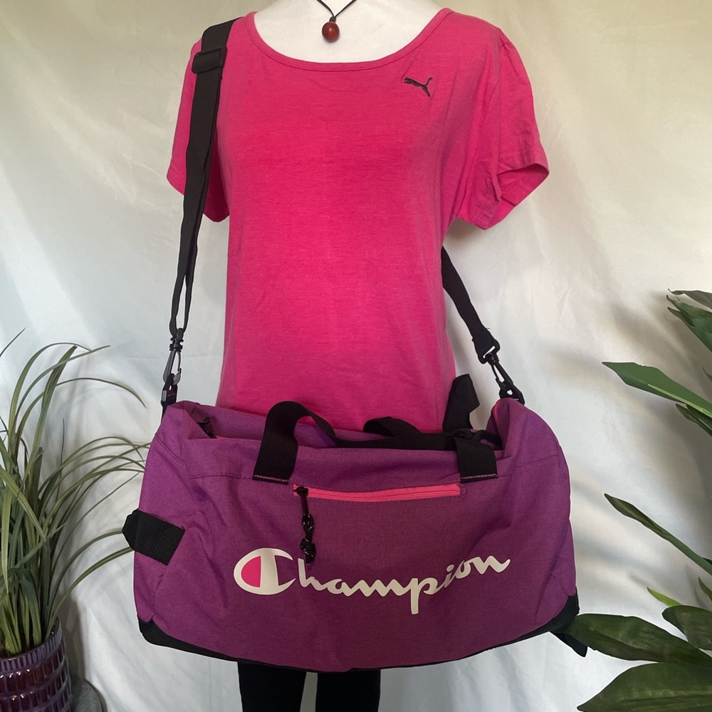 Champion Magenta Travel Bag